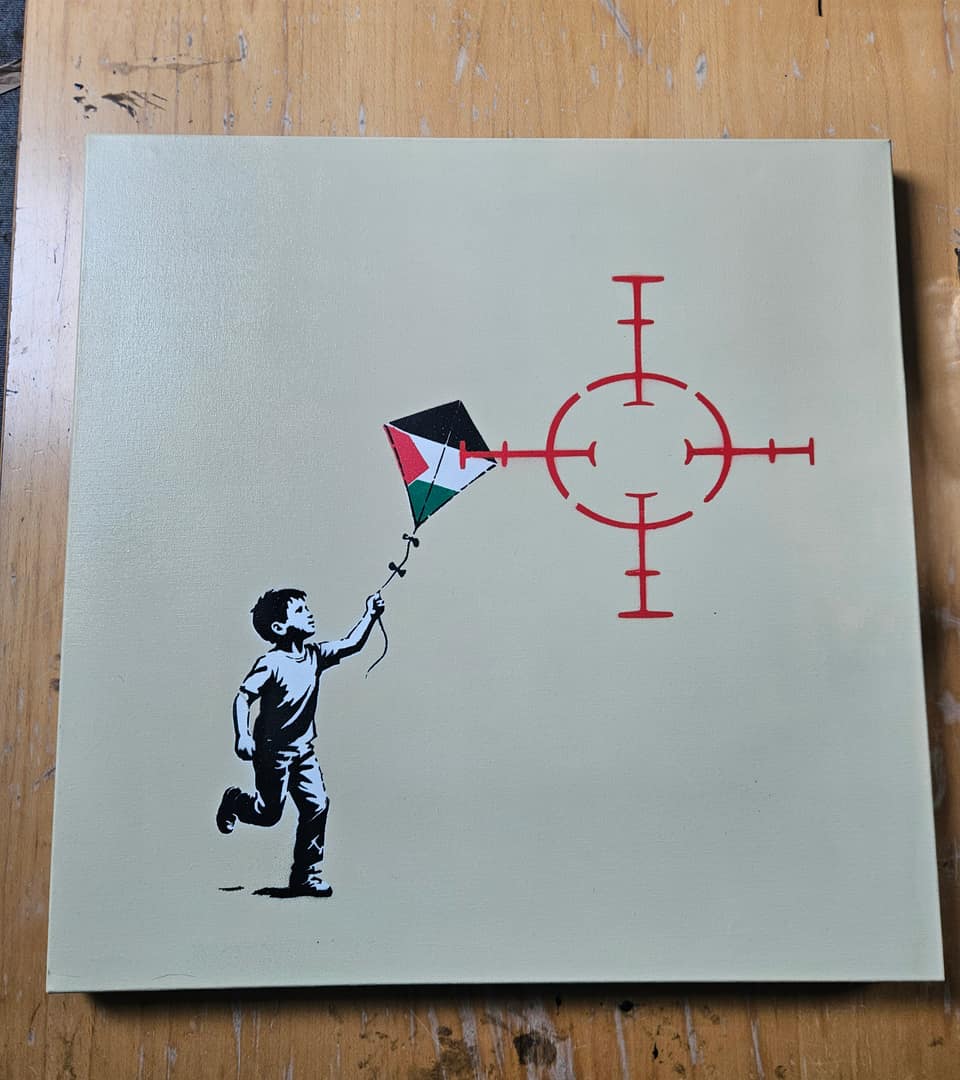 Tinkicker, Boy Kite Target.