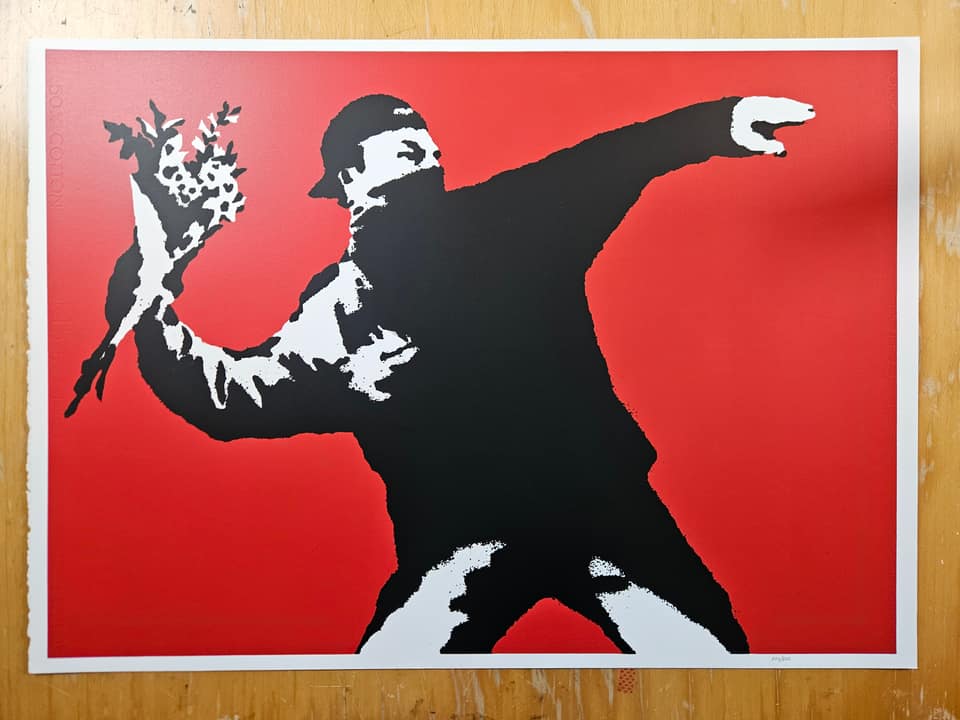 D’après Banksy, Love Is In The Air - Red Edition.
